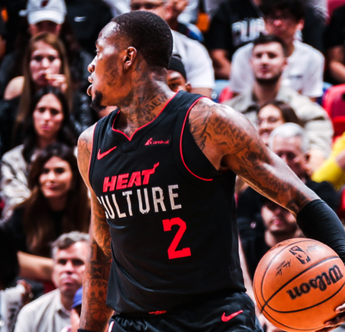 关于快船客场逆风翻盘，西部头名加冕的信息